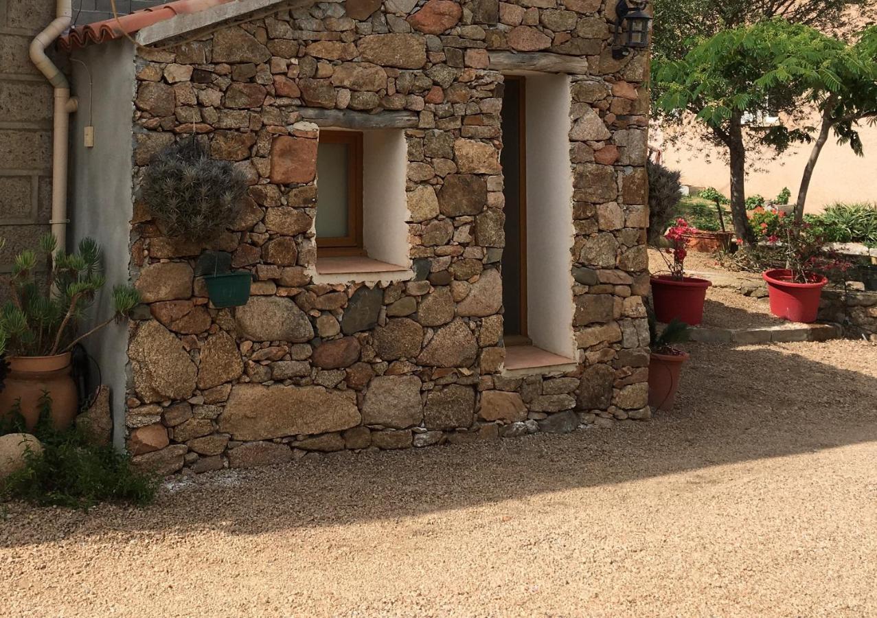 Caseddu Di Chjarastella Figari  Exterior foto